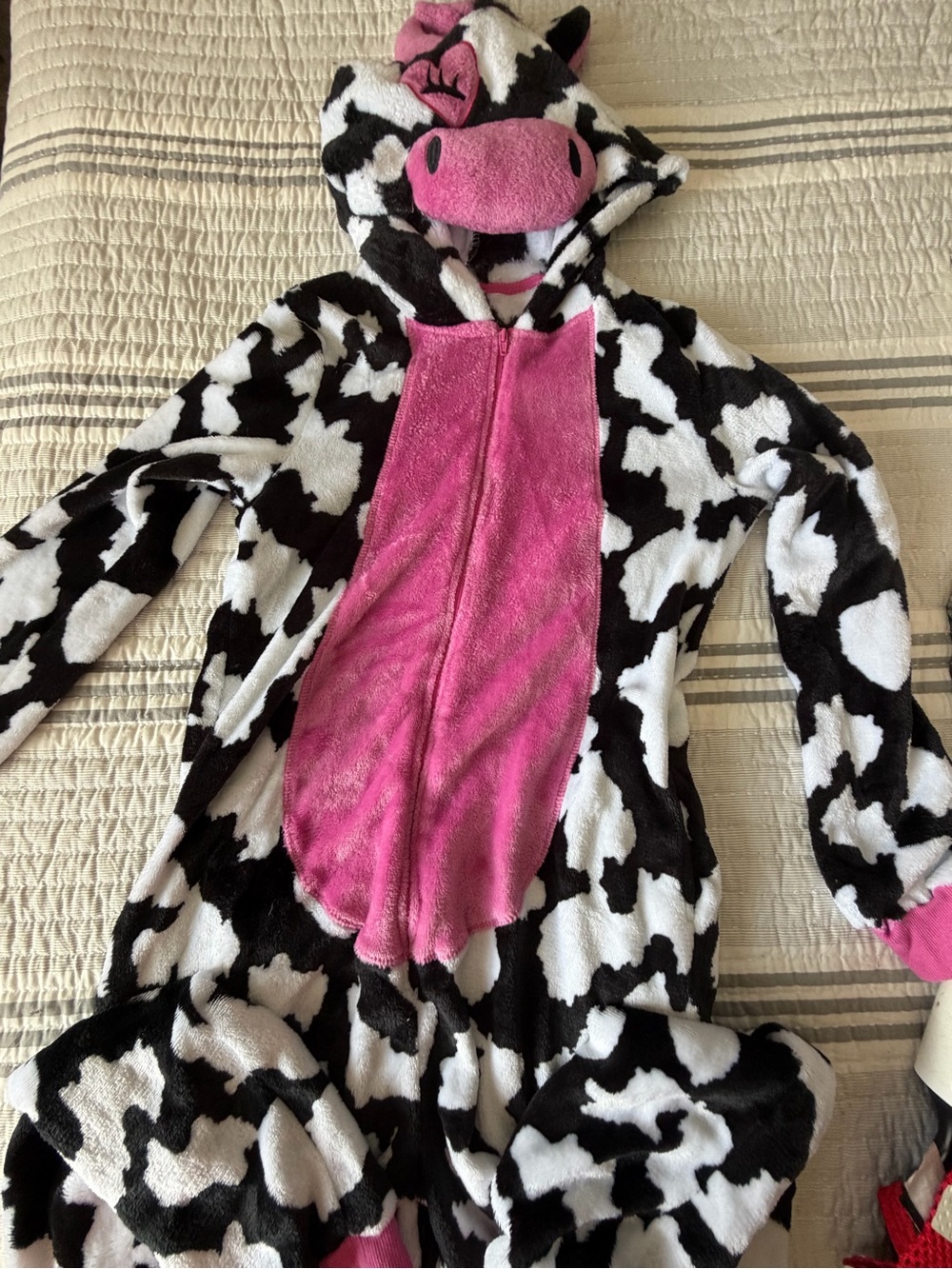 Woman’s cow onesie costume S 4-6